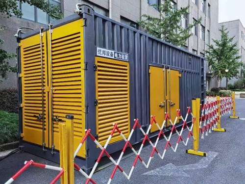 锦屏如何使用转速表检查发动机的转速？