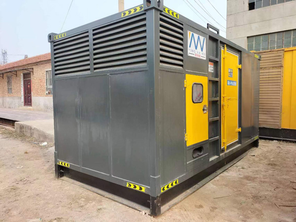 锦屏进行柴油发电机组电瓶性能测试时，有哪些注意事项？