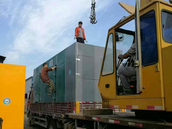 锦屏更换水冷式机油散热器密封件的操作流程是怎样的？