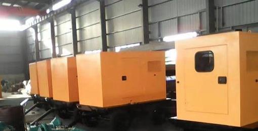 锦屏柴油发电机组冬季启动后需要进行哪些检查和操作？